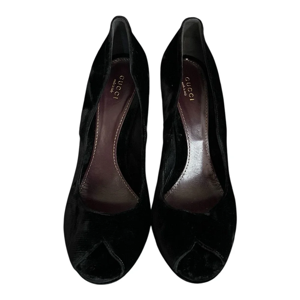 Gucci Elizabeth Black Velvet Peep Toe Stiletto 306106 Size 41 - Picture 12 of 12